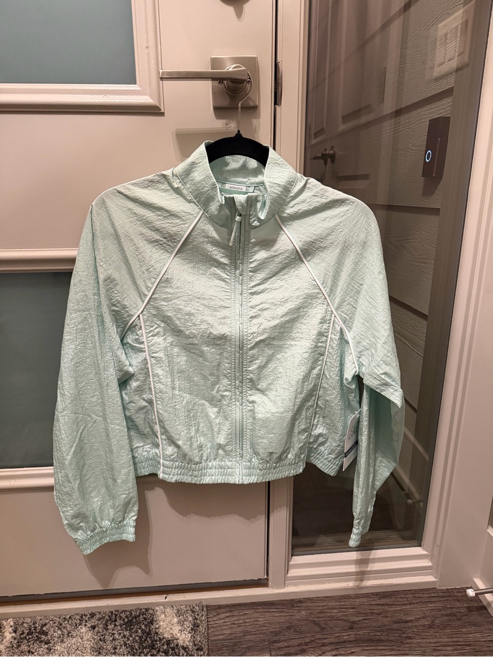 Athleta Light Mint Crinkle Windbreaker Jacket